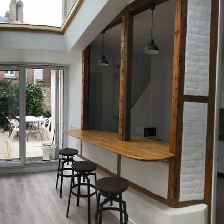 Le Saint-honore 6 Pour 7 Personnes Stationnement Gratuit Dans La Rue Дом отдыха